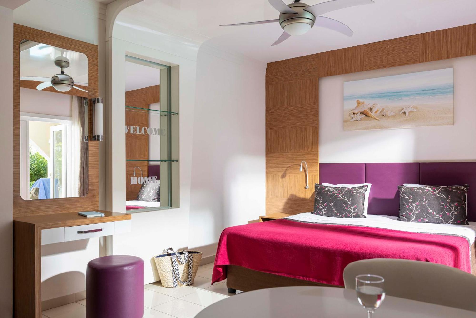Tui Blue Pascha Bay 3* Konaklı